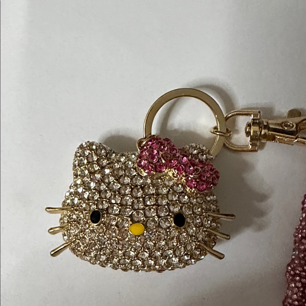 Hello Kitty Sparkling Keychain with Pink Bow - Picture 2 of 5